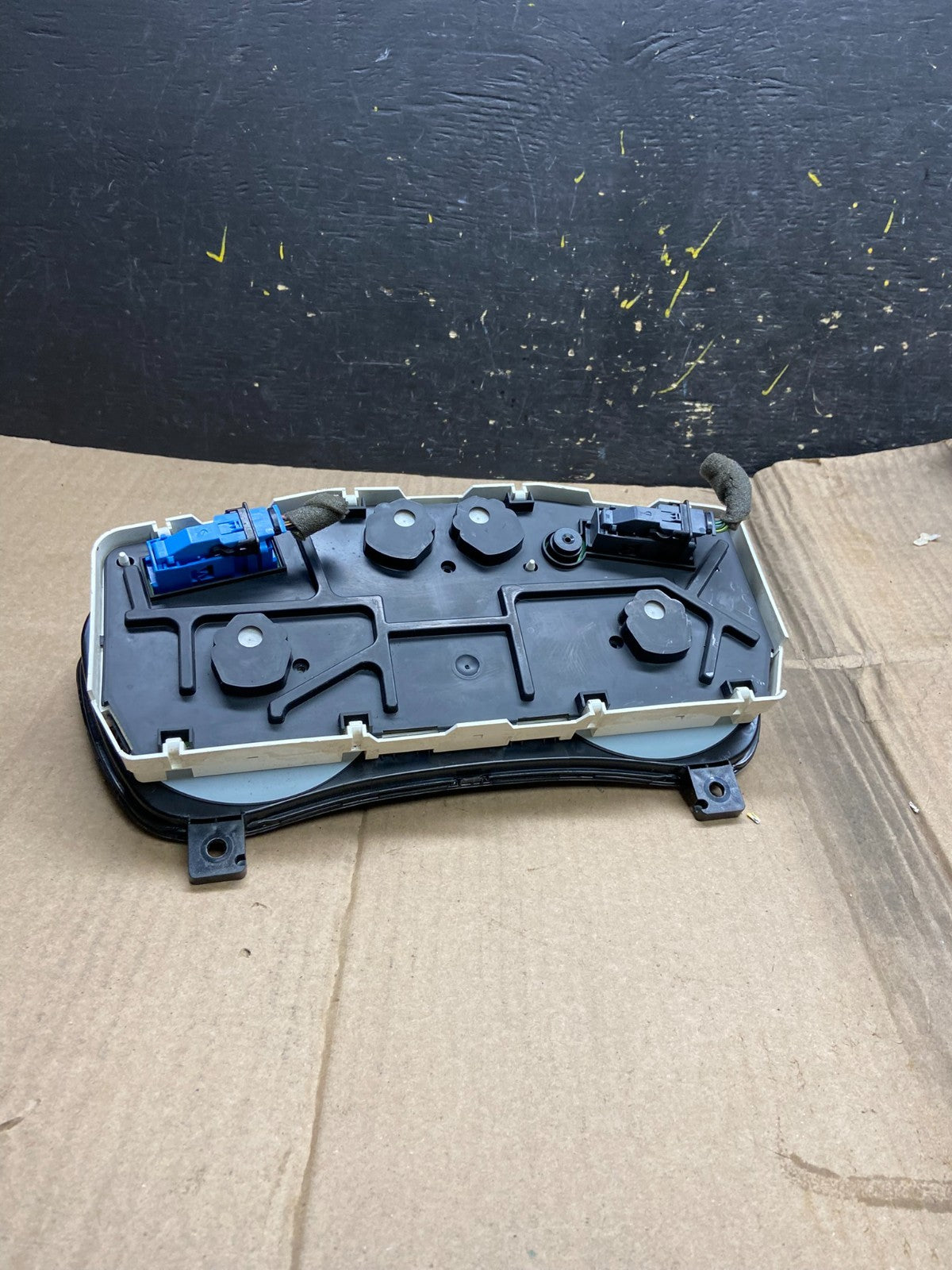 2011 to 2013 Ford Transit Connect Speedometer Gauge Cluster OEM x1696 DG5