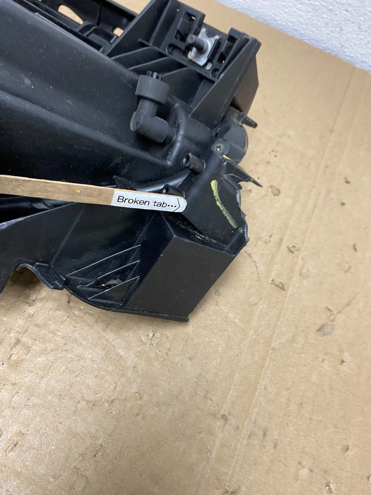 Halogen 2007 to 2009 Mazda CX-7 Right Passenger RH Side Headlight Oem AC3868 DW5