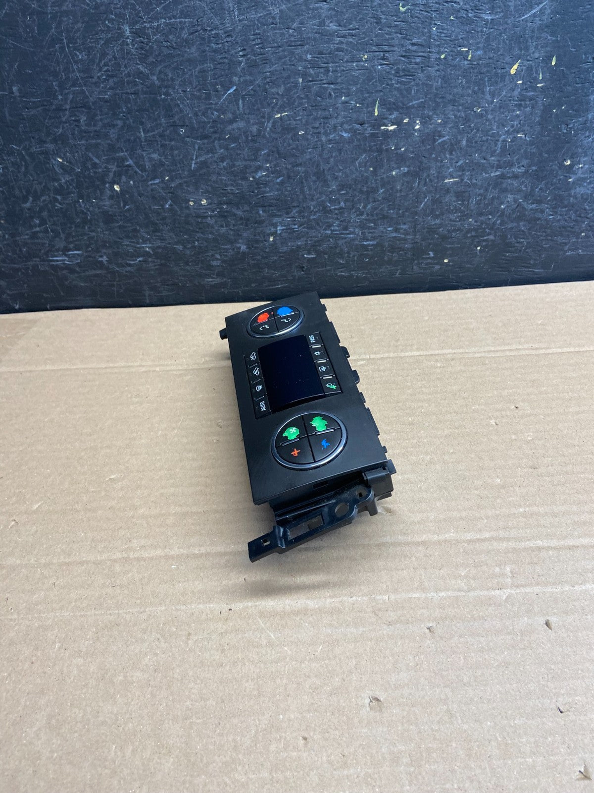 2007-2011 GMC Yukon Tahoe Automatic Climate Temperature Temp Control AG5058 DG1