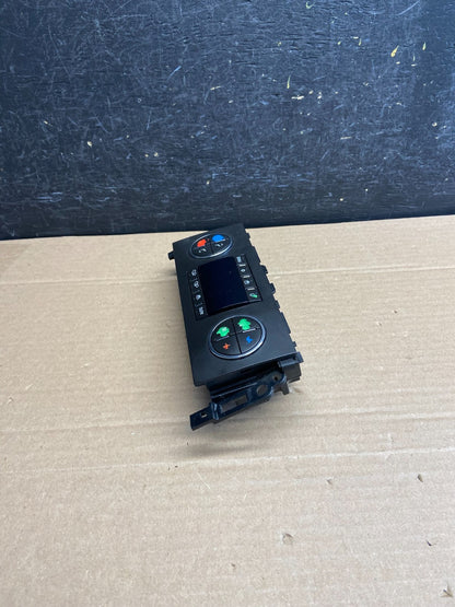 2007-2011 GMC Yukon Tahoe Automatic Climate Temperature Temp Control AG5058 DG1