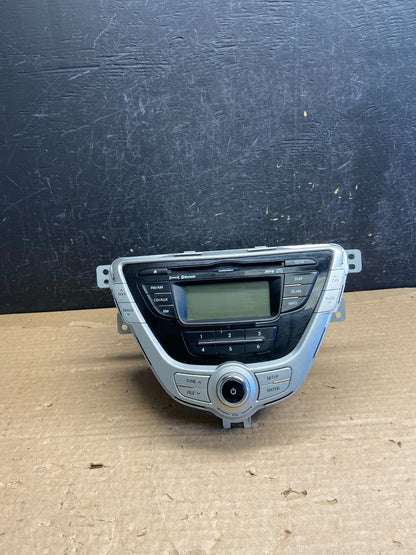 2011-2013 Hyundai Elantra Center Radio Climate Control Air Vent Bezel AF2678 DG0