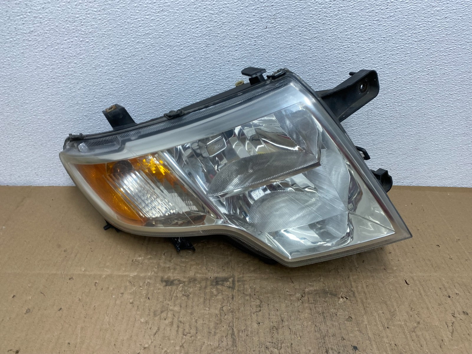 2007 to 2010 Ford Edge Right Passenger RH Halogen Headlight AB8527 DW0