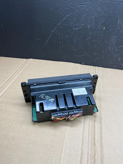 2003 to 2006 Lincoln Town Car OEM Climate Control Panel OEM  ab8631 DG3
