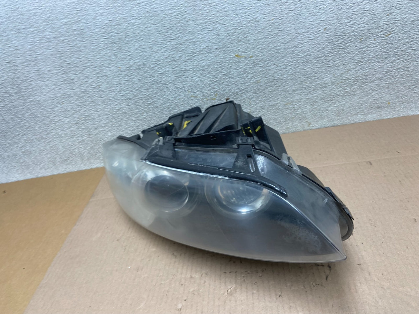 2007-2010 BMW 3-Series Coupe 335i Right Passenger Headlight Xenon HID AD1102 DW1