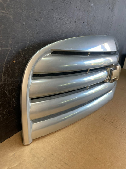 2006 to 2011 Chevrolet HHR Front Upper Grill Grille AD0235 DG2