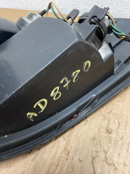 1998 1999 2000 Toyota Sienna Left Driver Tail light AD8780 DG7