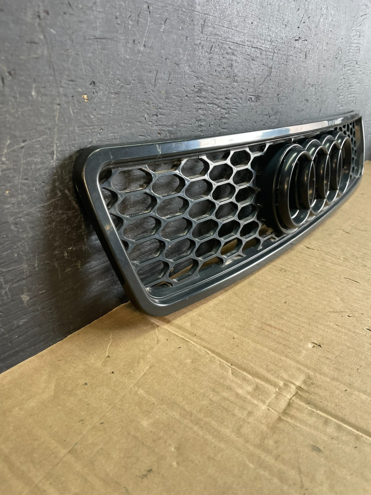 96-01 Audi A4 S4 B5 Black ABS Plastic Sport Mesh Front Hood Grille Grill AD57742