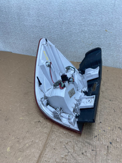 2016 to 2017 Chevrolet Equinox Right Passenger RH Side Tail Light OEM AA3820 DW5