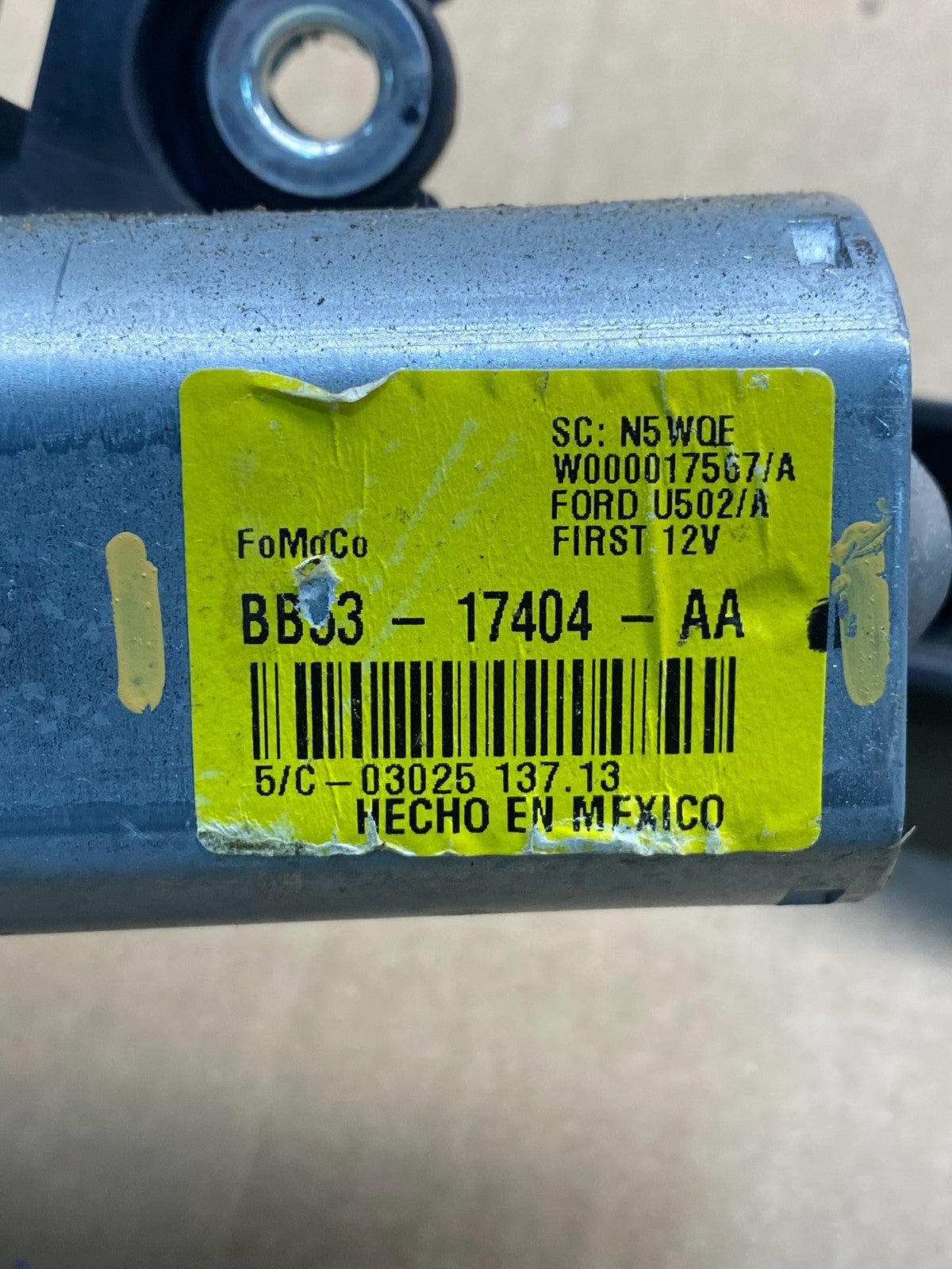 2011 to 2019 Ford Explorer Rear Windshield Wiper Motor AG9629 DG6