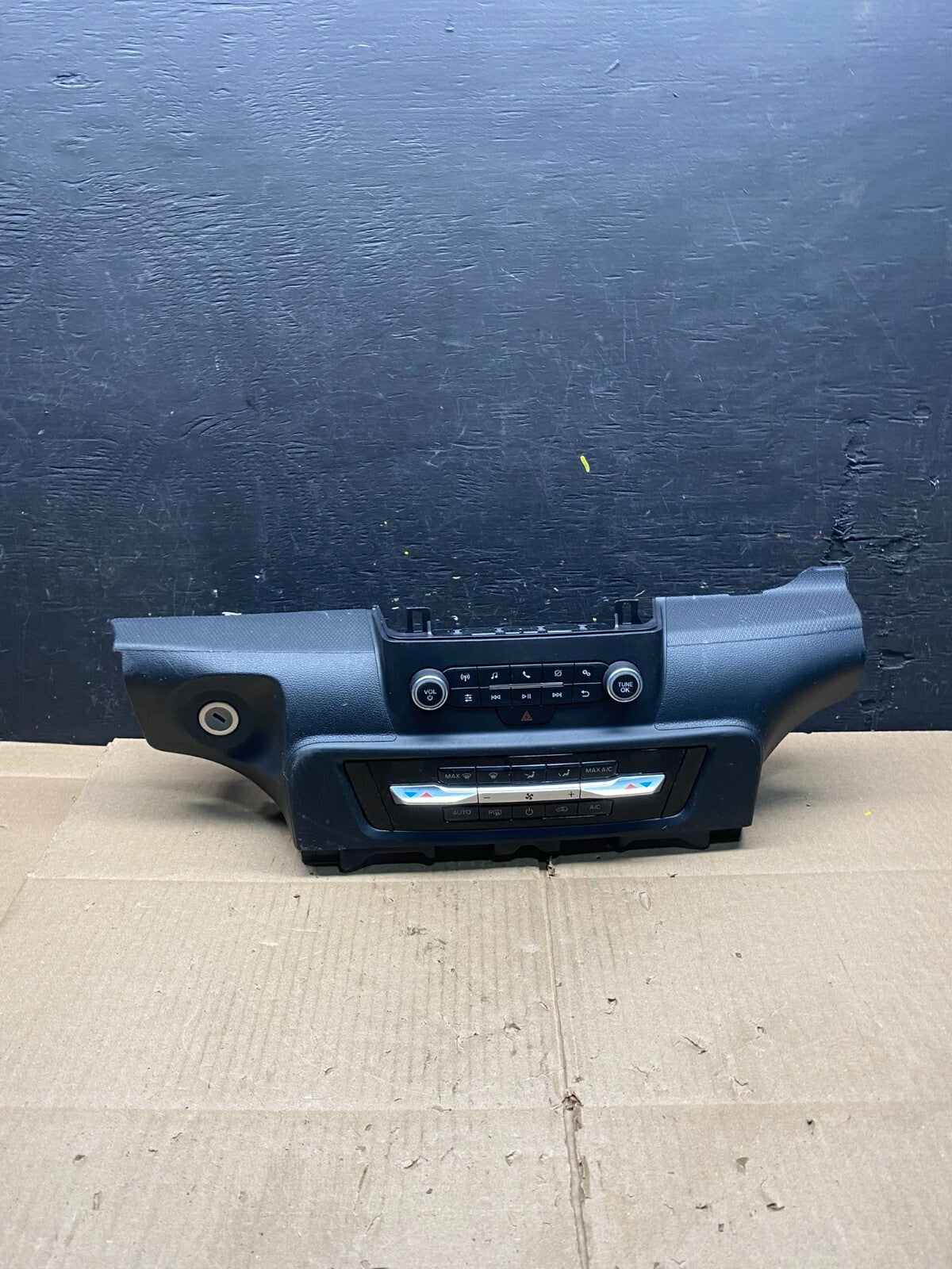 2020 to 2023 Ford Explorer Radio Climate Control Panel Trim L5375 PS0