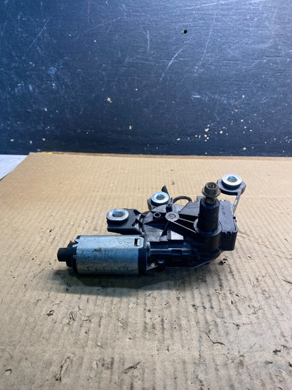 2007 to 2015 Audi Q7 Rear Windshield Washer Wiper Motor z4779 DG1