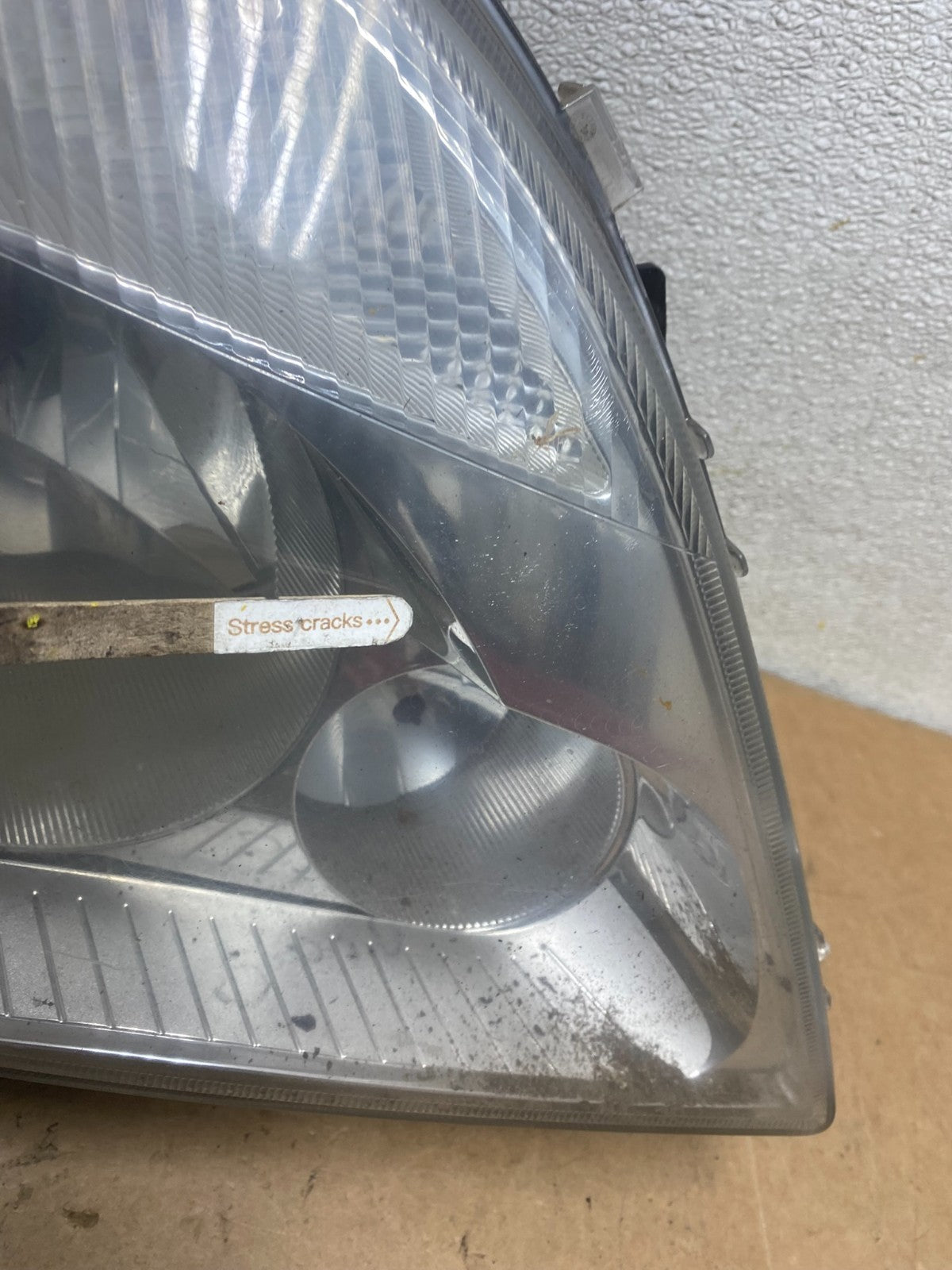 2007 to 2013 Mercedes Sprinter Headlight Right Passenger Halogen Oem X5494 DW6