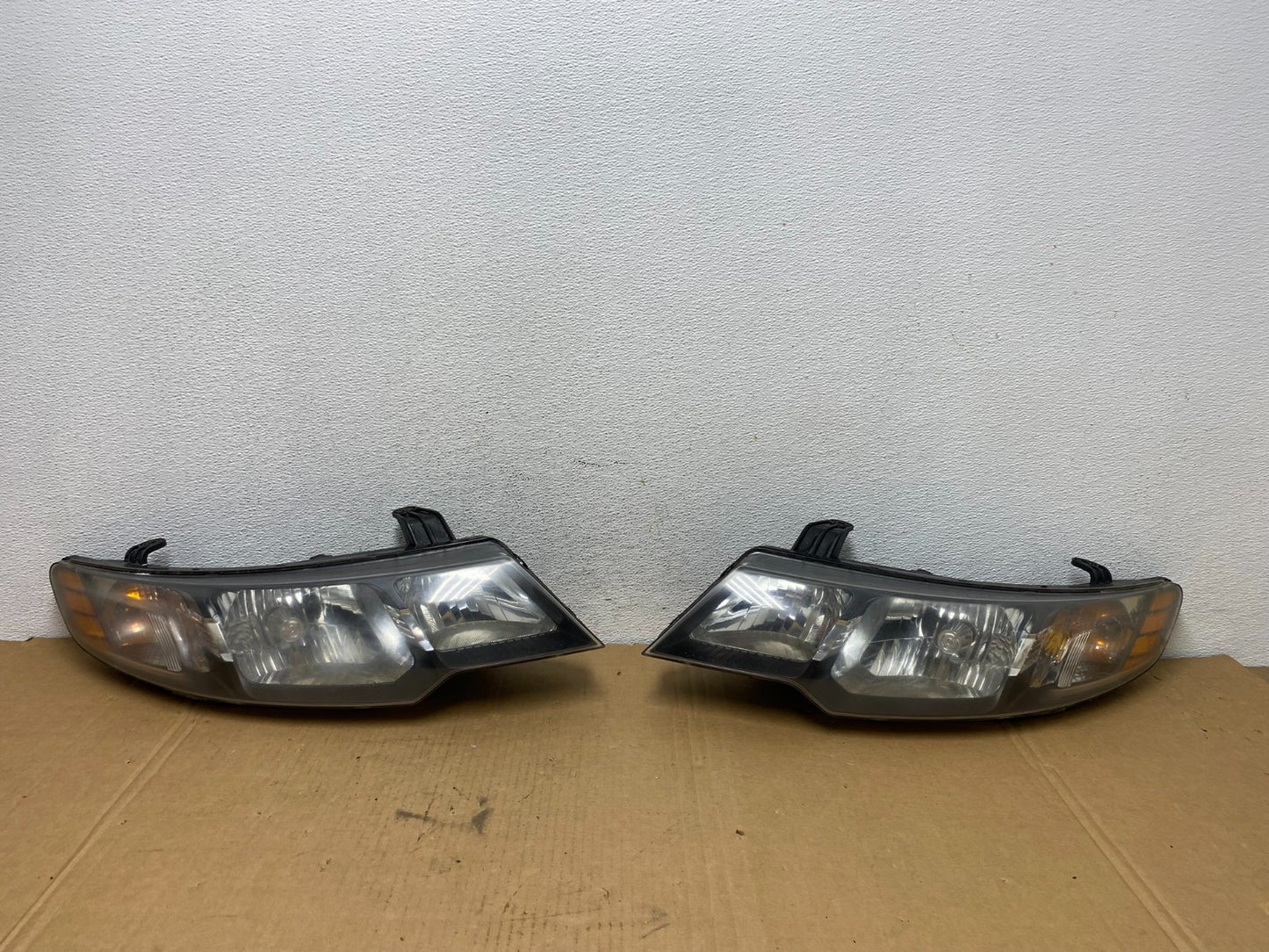 2010 2011 2012 Kia Forte Left+Right Side Headlights Halogen AD2674 DW0