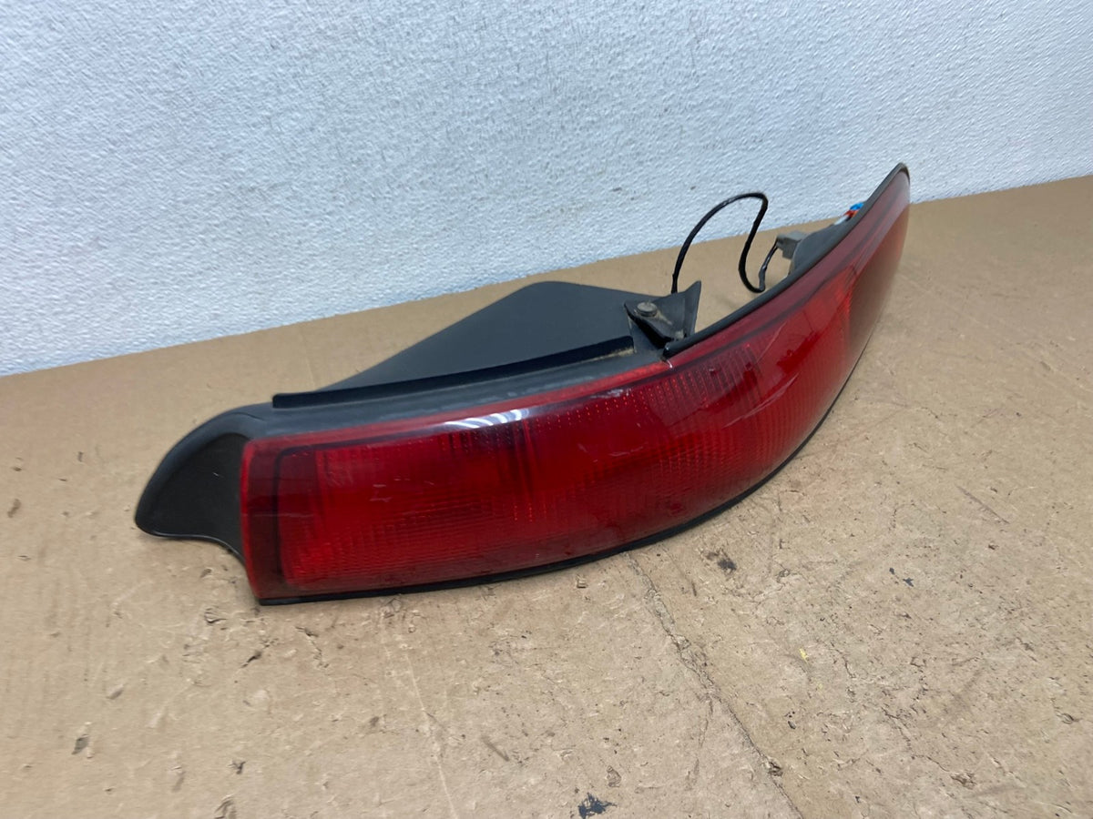 1996 to 1997 Mercury Sable Right Passenger RH Side Tail Light AC7321 LK2