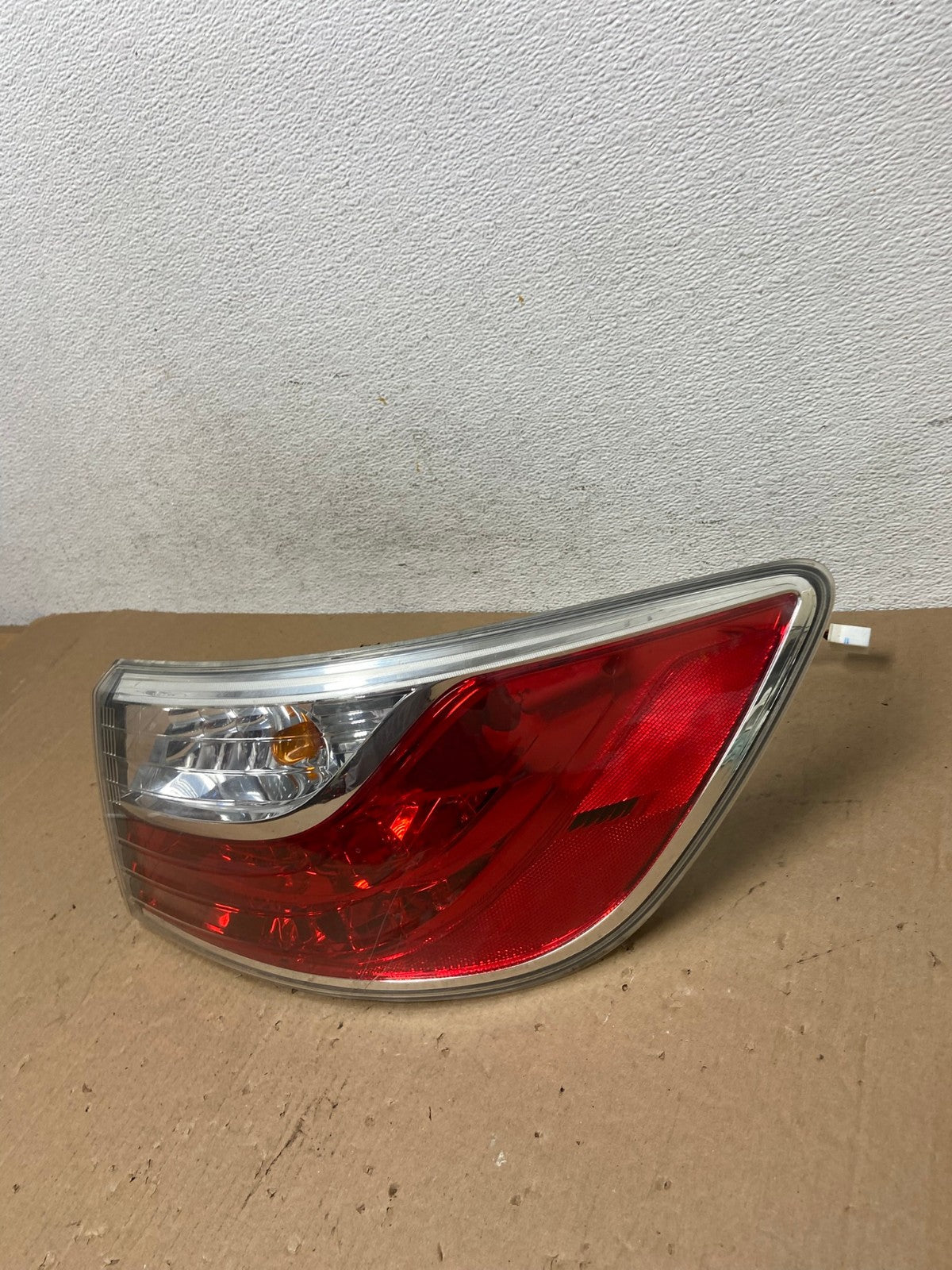 2010 2011 2012 Mazda CX-9 Right Passenger RH Tail Light AD7666 LK1