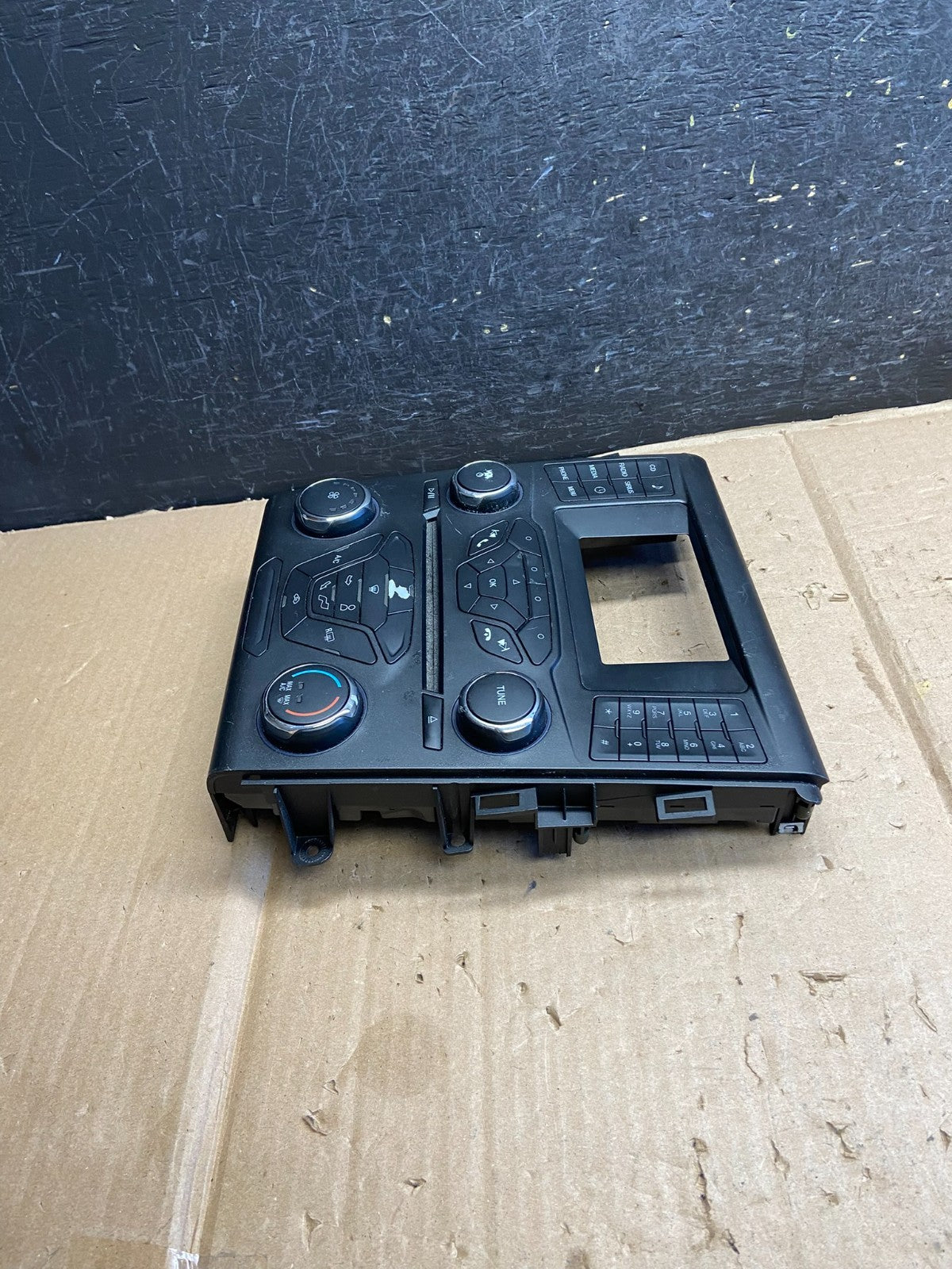 2013 - 2015 Ford Fusion Radio Climate Control A/C Control ai2687 DG2