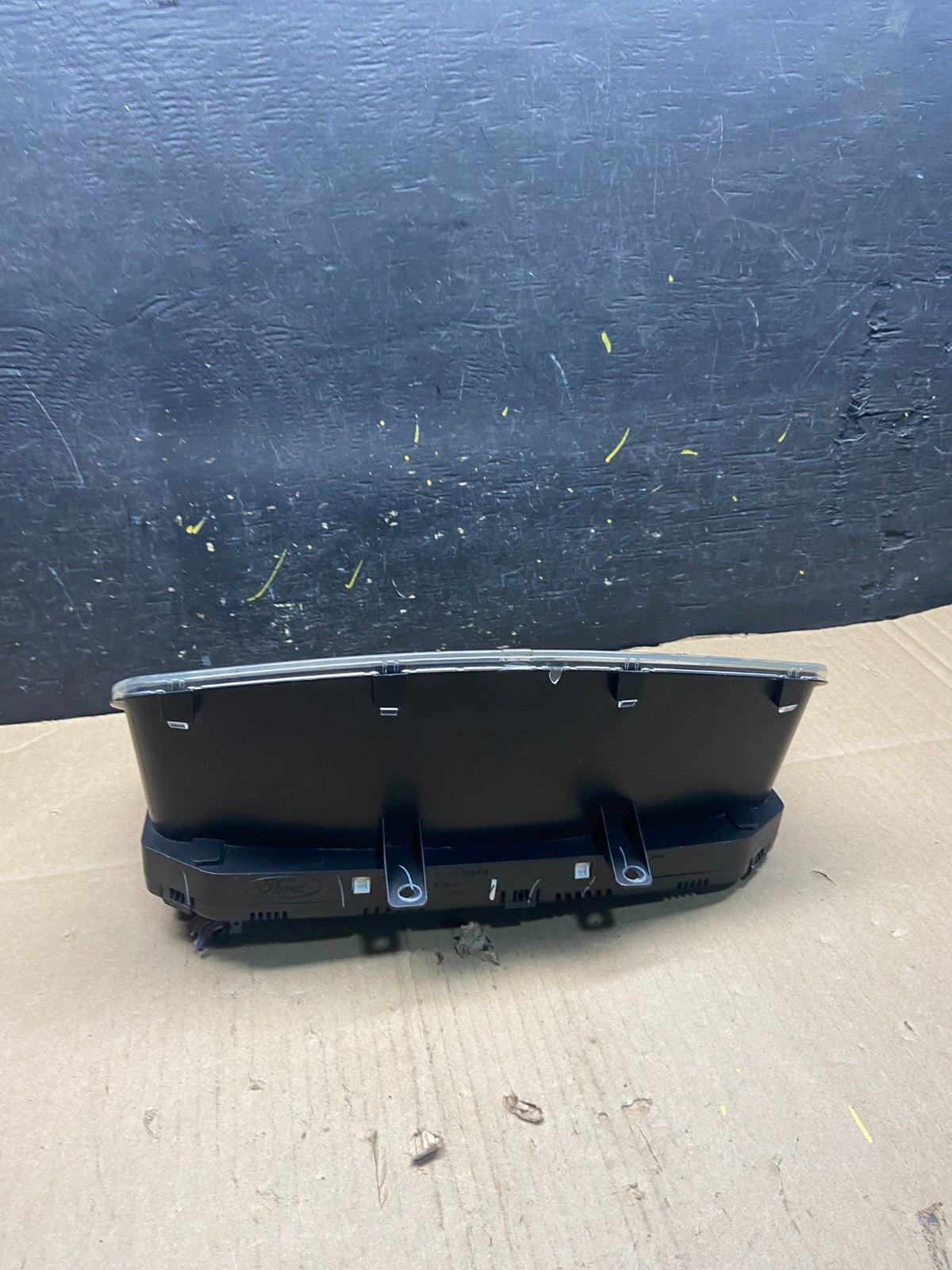 2007 to 2014 Ford Expedition Speedometer Cluster Gauge 7l1t-10849-rb t19213