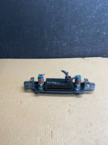 2007 - 2014 Chevrolet Tahoe Yukon Pedal Traction Control Switch ae4453 DG3