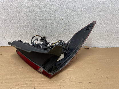 2011 2012 2013 2014 2015 Ford Explorer Right Passenger RH Tail light AG8134 LK3