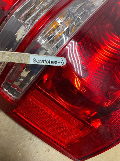 2001 2002 2003 Toyota Highlander Left Driver LH Tail Light Oem AC4171 LK3