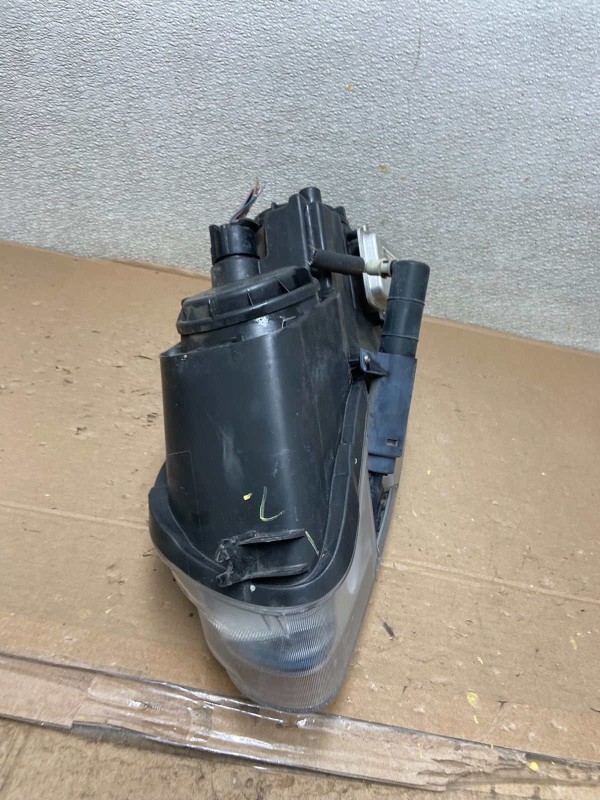 2009 2010 2011 Jaguar XF Right Passenger RH Xenon HID Headlight OEM AB0837 DG9
