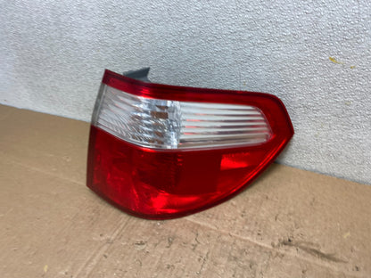 2005 2006 2007 Honda Odyssey Right Passenger RH Side Tail Light Oem Y9070 DW1