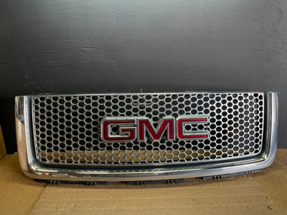 2007 to 2013 GMC Sierra 1500 Front Upper Chrome Grill Grille AB7672 DG0