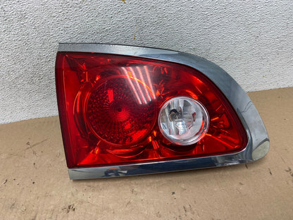 2008 - 2012 Buick Enclave Left Driver Lh Inner Tail Light AF3271 LK0