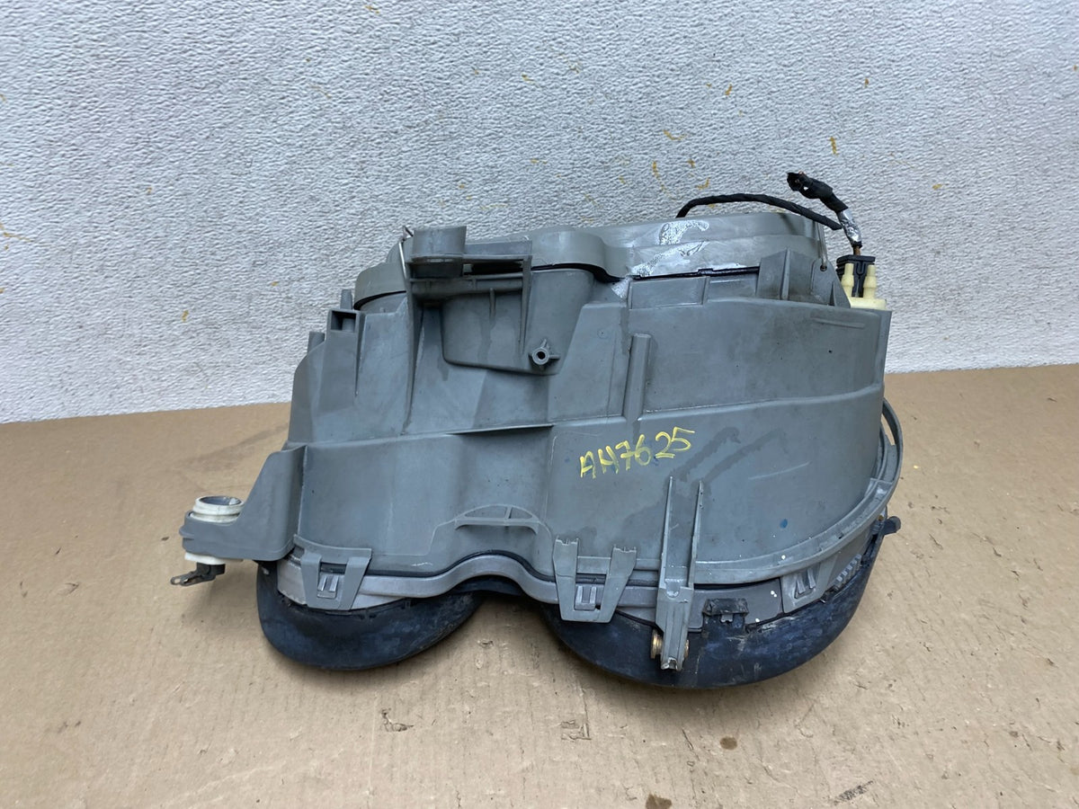 1996-1999 Mercedes E E320 E430 Right Passenger RH Side Headlight AH7625 DW4
