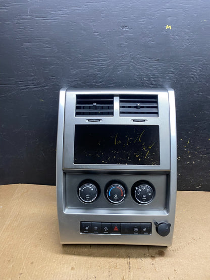 2008 to 2012 Jeep Liberty Dash Climate Temperature Control Radio Bezel Z4441 DG0