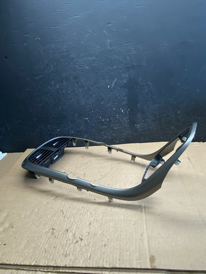 2013-2015 Chevrolet Malibu Center Dash Radio Air Vent Trim Bezel AI3091 DG2