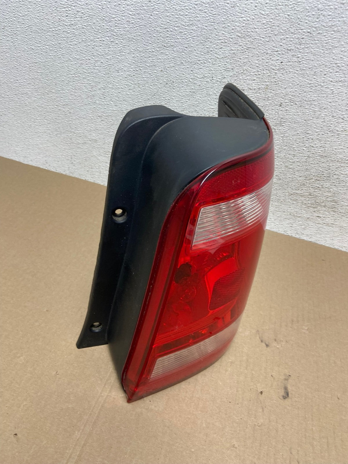 2008 to 2012 Ford Escape Right Passenger RH Side Tail Light AE6924 LK2