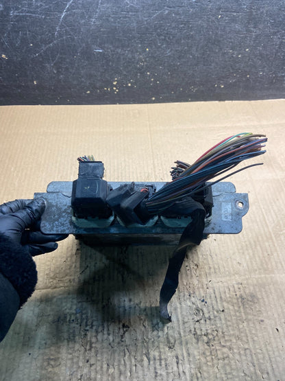 2006 Ford E350 Engine Control Module Computer ECM 6C2A-12A650-ACA y3714 DG1