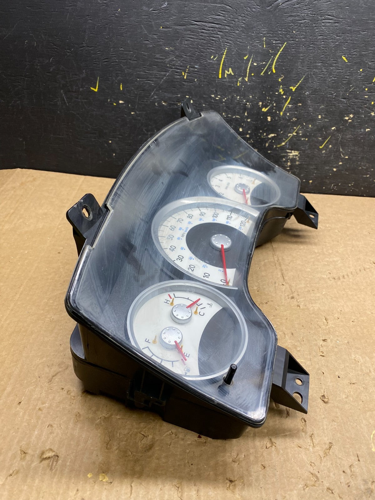 2006 Dodge Dakota Speedometer Instrument Cluster Gauge OEM Z4284 DG1
