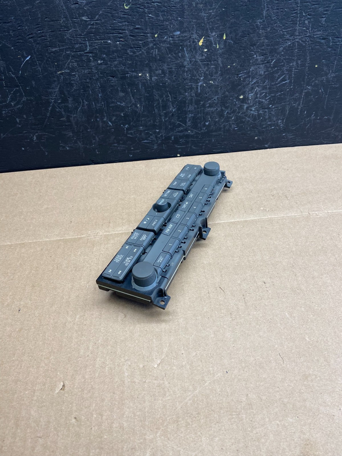 2004 2005 2006 Nissan Maxima Radio AM/FM Control Panel Switches OEM AC6134  DG1