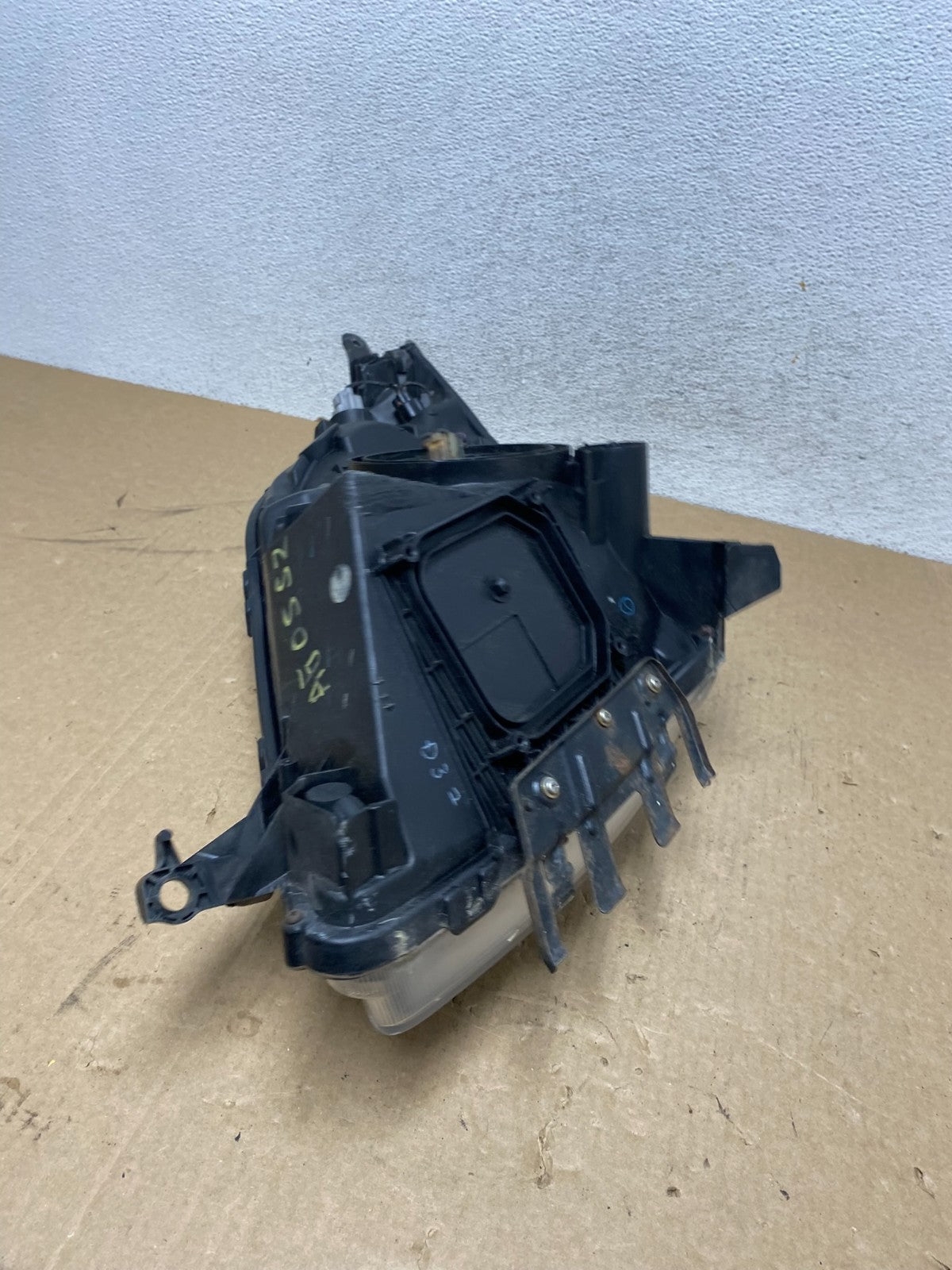 2006 - 2009 Toyota Prius Right Passenger Rh Side Headlight Halogen AG0552 DW8