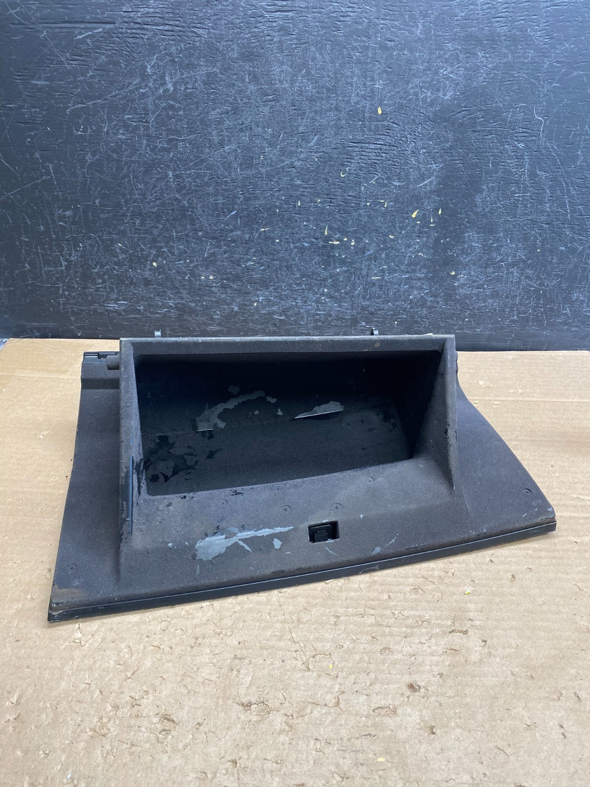 2003 to 2007 Nissan Murano Glove Box AG84616