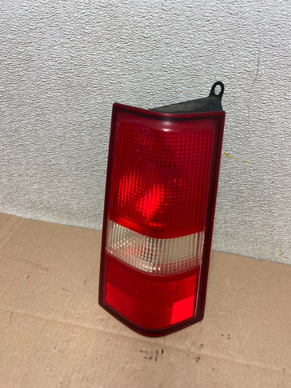 2003 2017 Chevrolet Express 1500 2500 3500 Right Passenger Tail Light X9241 PS0