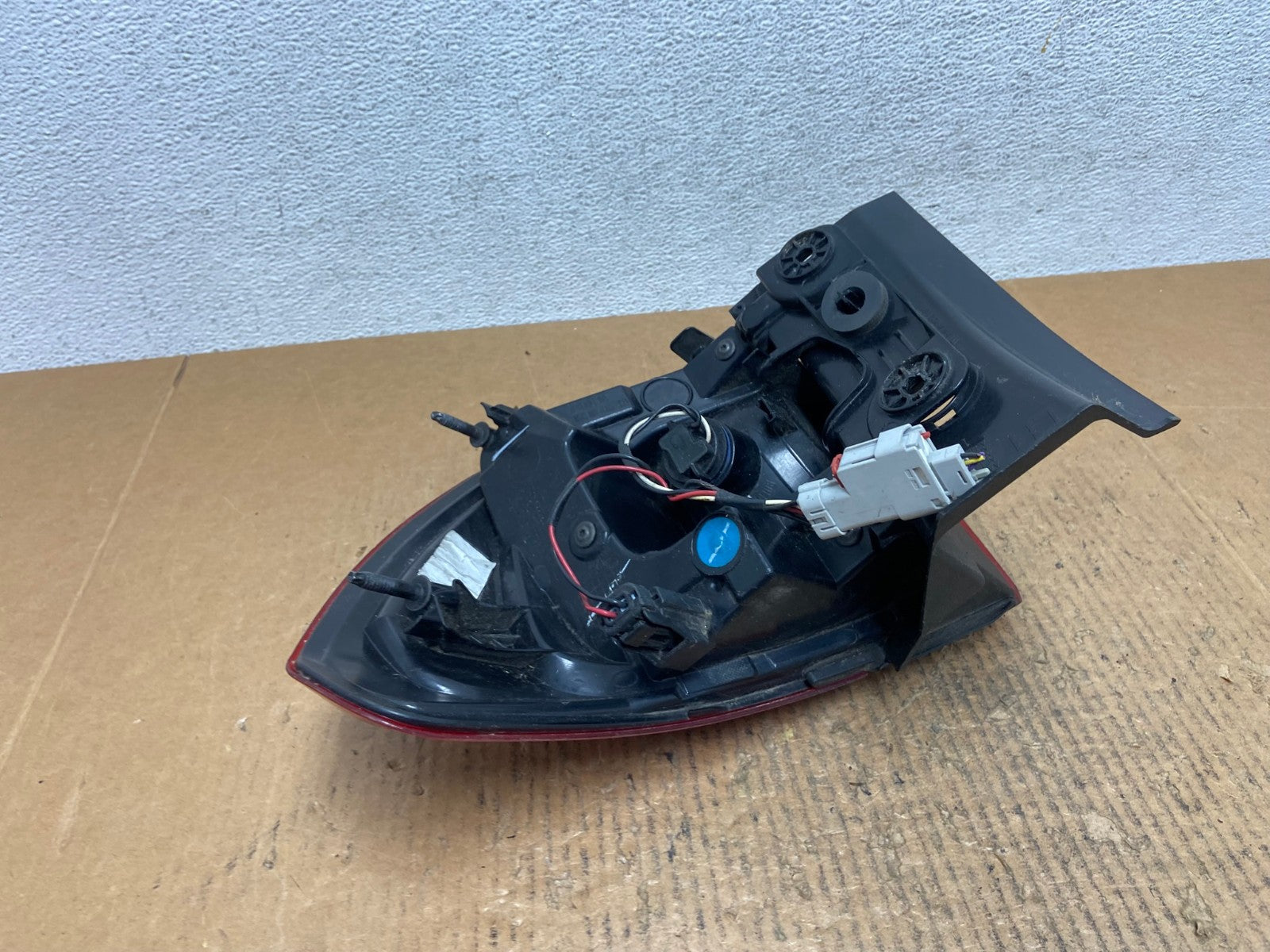 2017 to 2019 GMC Acadia Right Passenger RH Side Tail Light AE1504 LK6