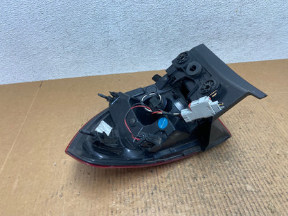 2017 to 2019 GMC Acadia Right Passenger RH Side Tail Light AE1504 LK6