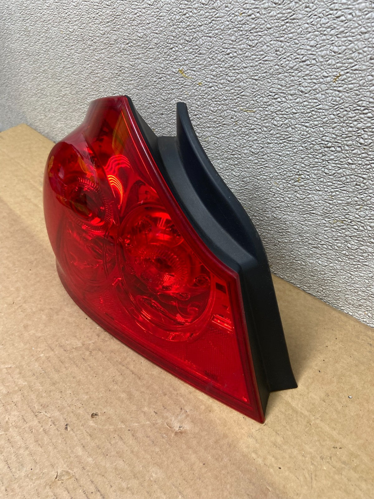 2007 to 2013 Infiniti G35 G37 Sedan Left Driver LH Side Tail Light Oem AB2600 DW1