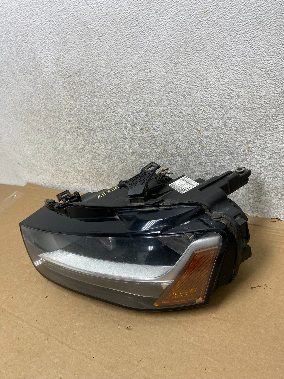 Halogen 2013 to 2016 Audi A4 Left Driver LH Side Headlight AH8201 DW1