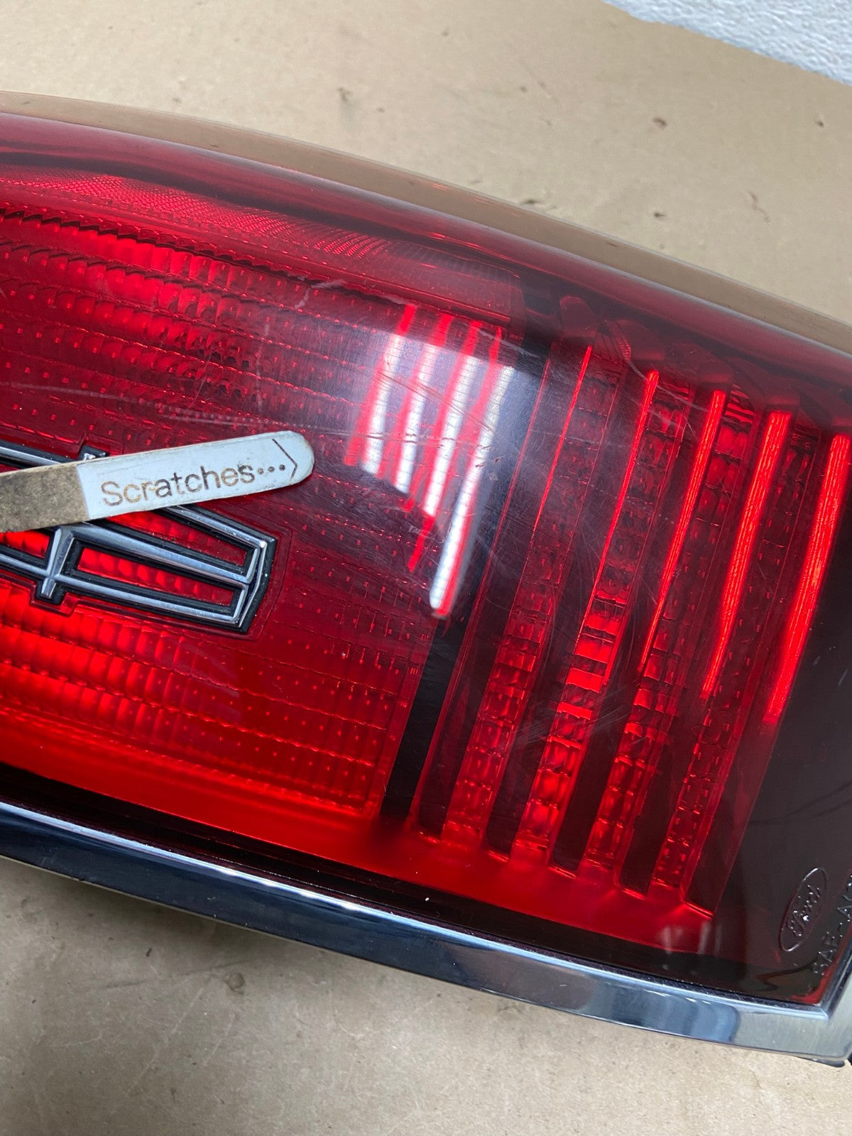 1990 to 1994 Lincoln Town Car Right Passenger RH Side Tail Light AG4164 LK3