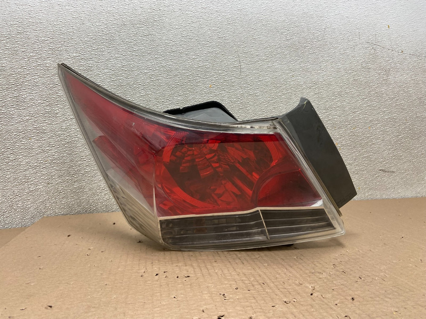 2008 to 2012 Honda Accord Sedan Tail light Left Driver LH Side AB2461 LK0