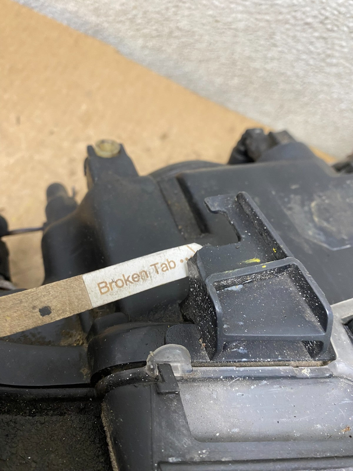 2001-2003 BMW E39 5 Series Headlight Right Passenger Side XENON OEM V3871 DW6
