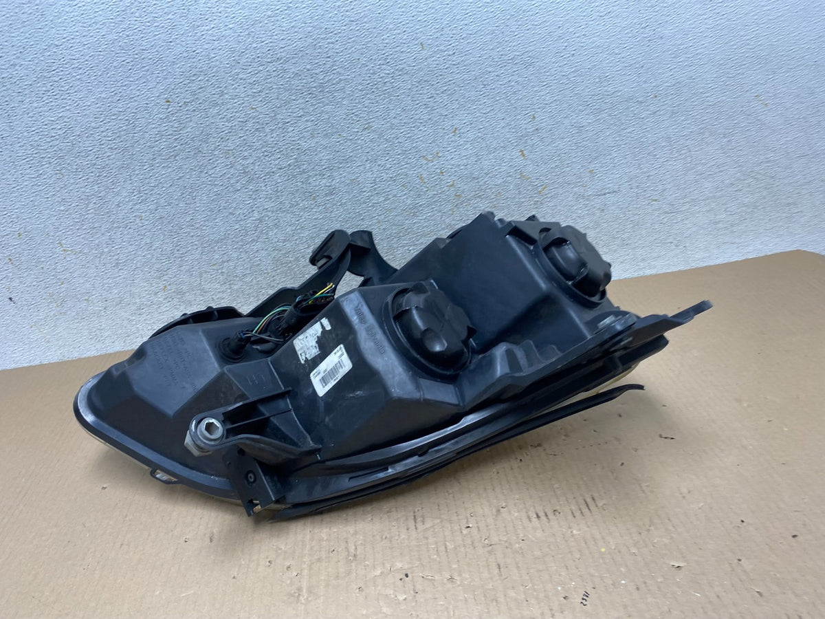 2007 to 2012 Gmc Acadia Halogen Headlight Left Driver LH Side AJ2546 DW6