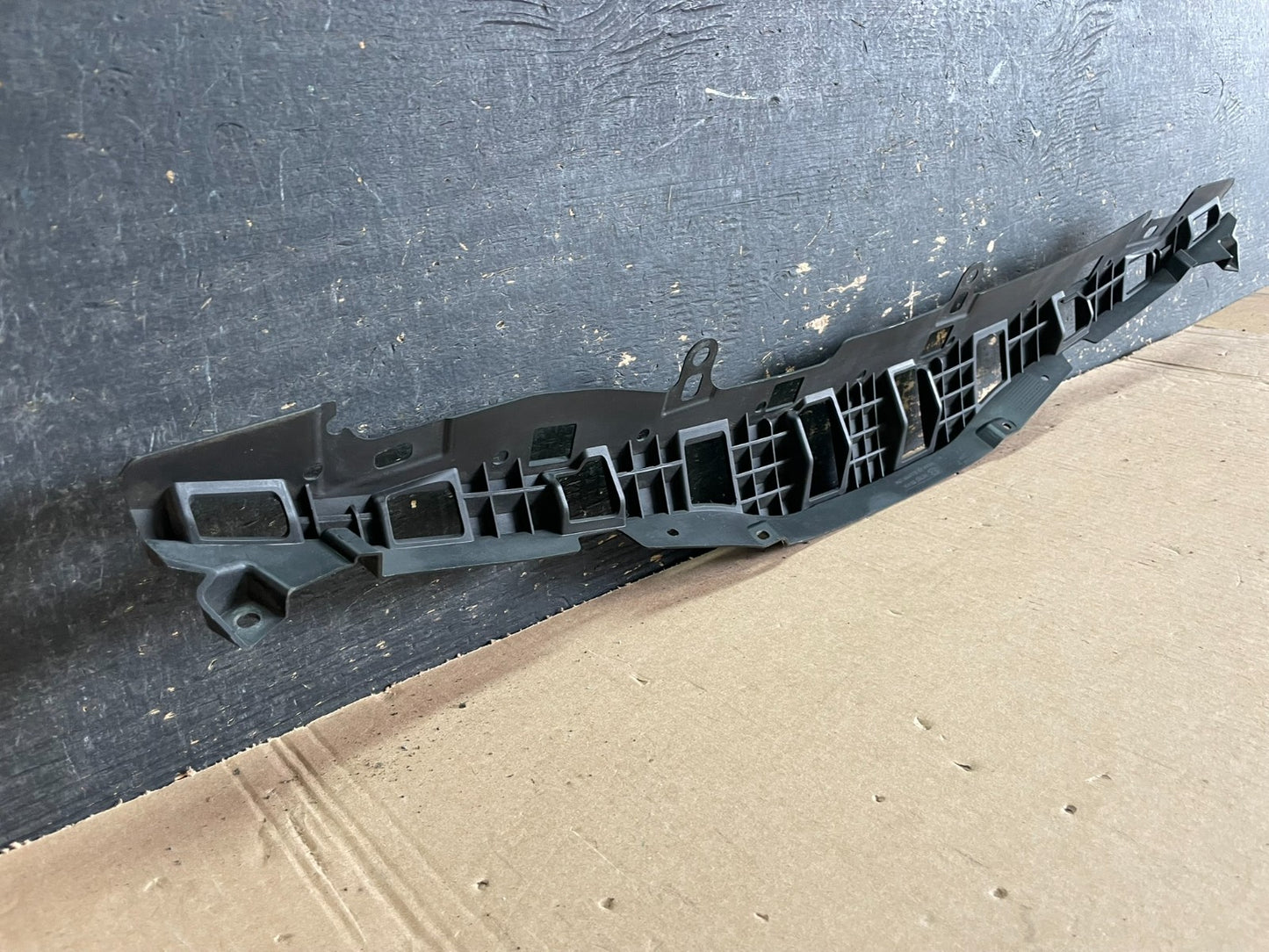 2014 to 2016 Kia Optima Front Bumper Grille Upper 865752T500 AA19544