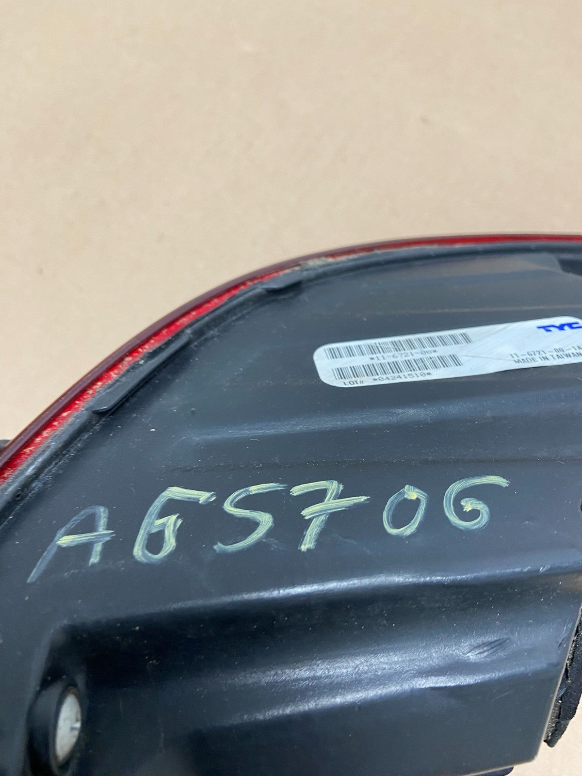 2015 2016 2017 Hyundai Sonata Right Passenger Rh Tail Light TYC AG5706 DW7