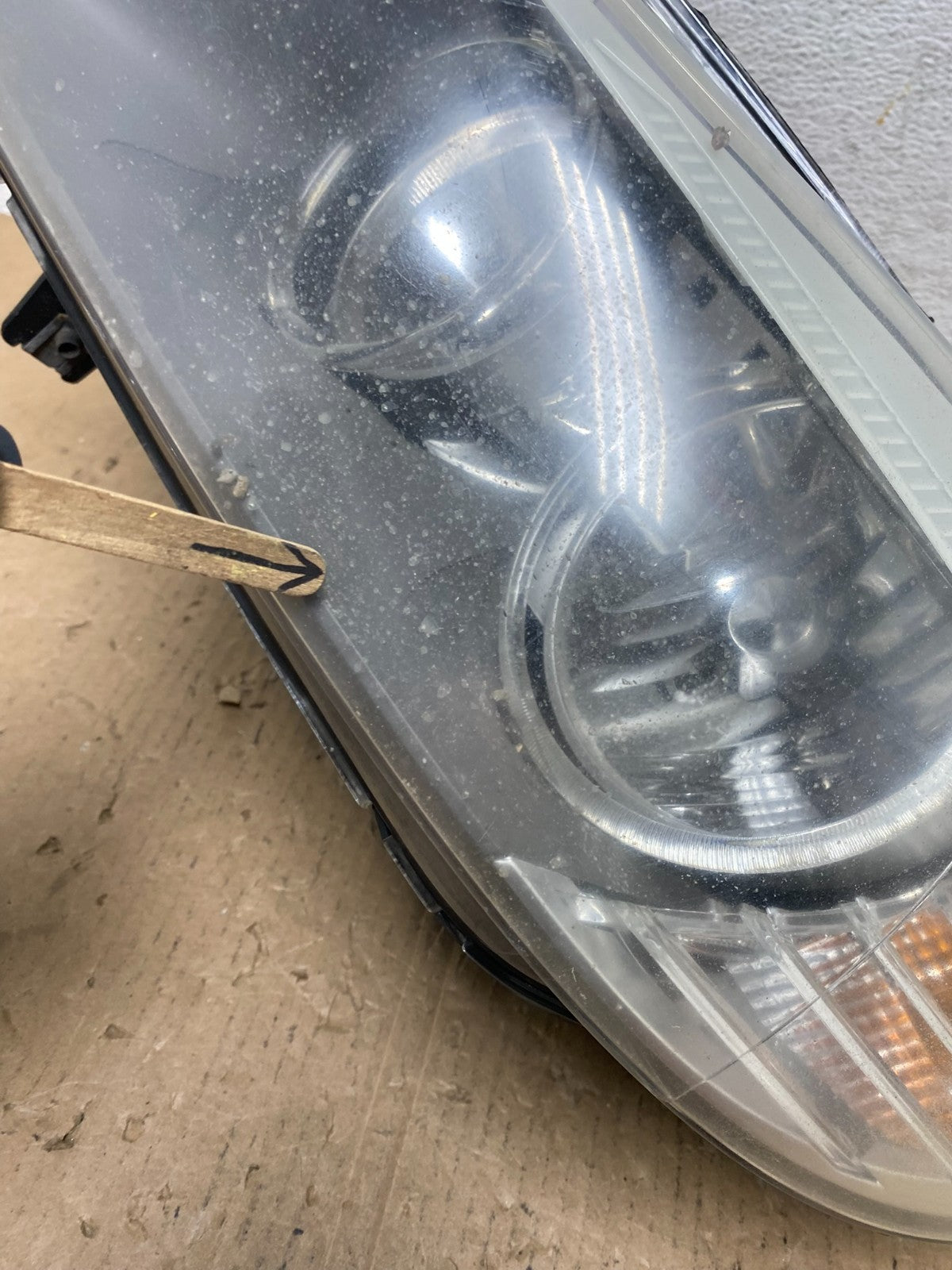 2009-2011 Bmw 3 Series 328i 4/D Sedan Left Driver Headlight Halogen AD8127 DW5