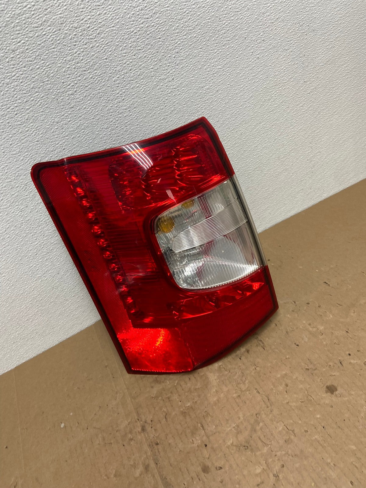 2011-2016 Chrysler Town and Country Left Driver Side Tail Light OEM AB6941 LK2